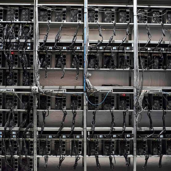 Best Zcash ASIC Miner in 2026: Z15 Pro vs Z15 vs Z9 vs GPU Mining